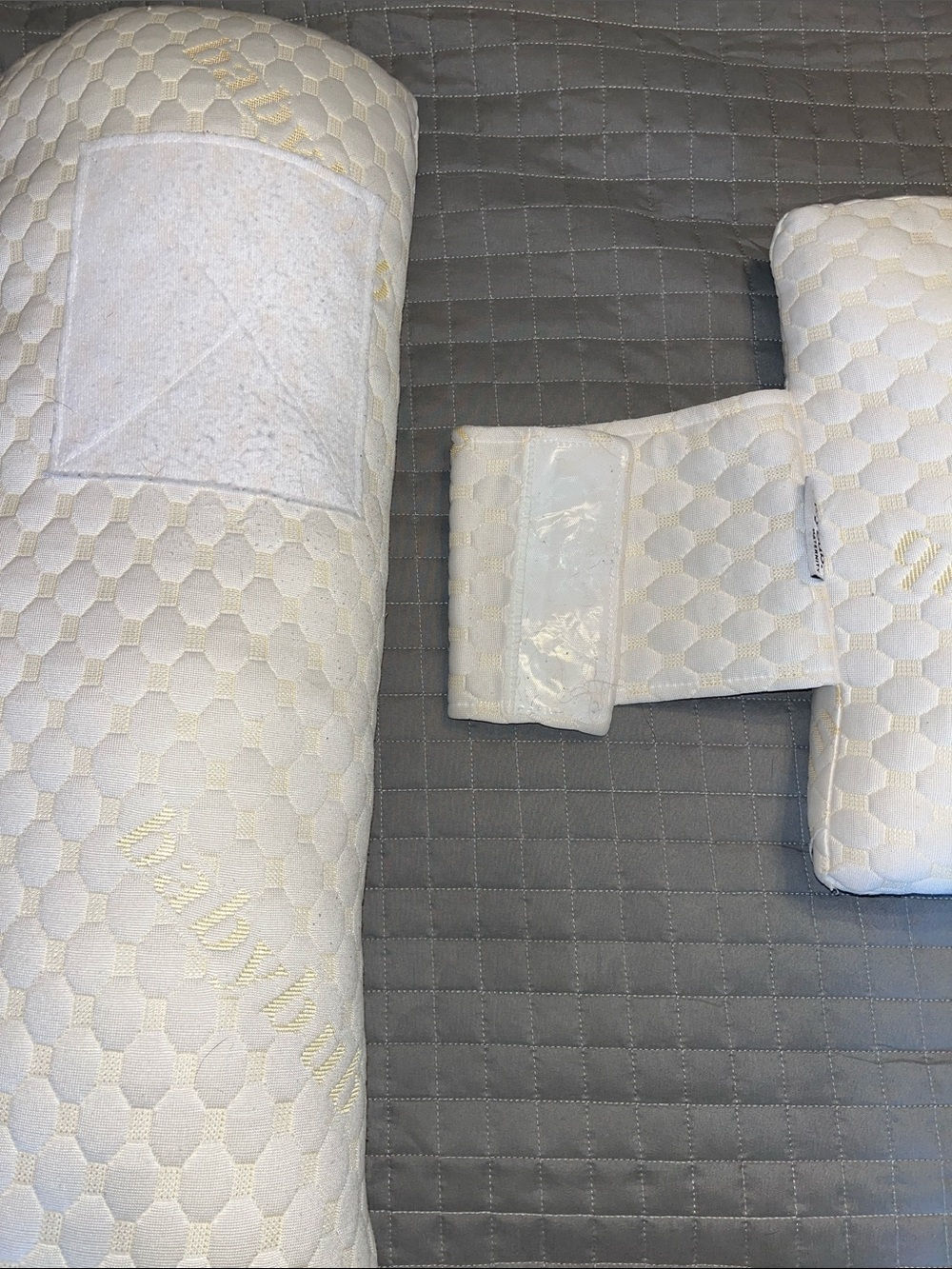 Babybub - Adjustable Maternity Back, Leg and Knee Support Pillow Set - Picture 5 of 7